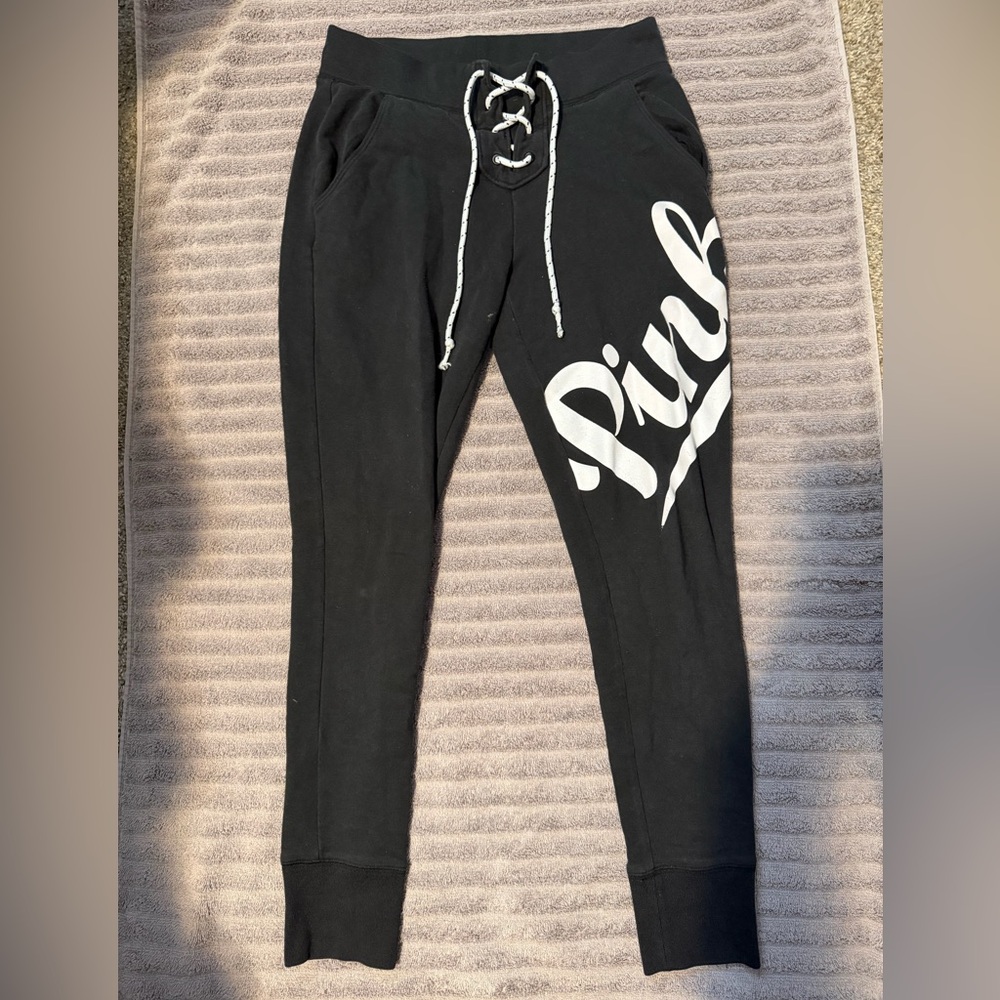 PINK Victoria's Secret Black and White Leggings